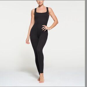 SKIMS | Tank Catsuit in Color Soot - Brand New!